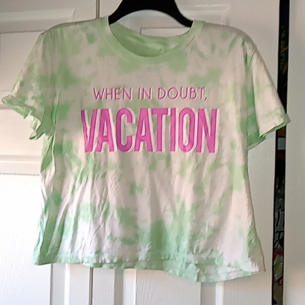 Freeze when in doubt vacation green tie dye crop top - Picture 4 of 4